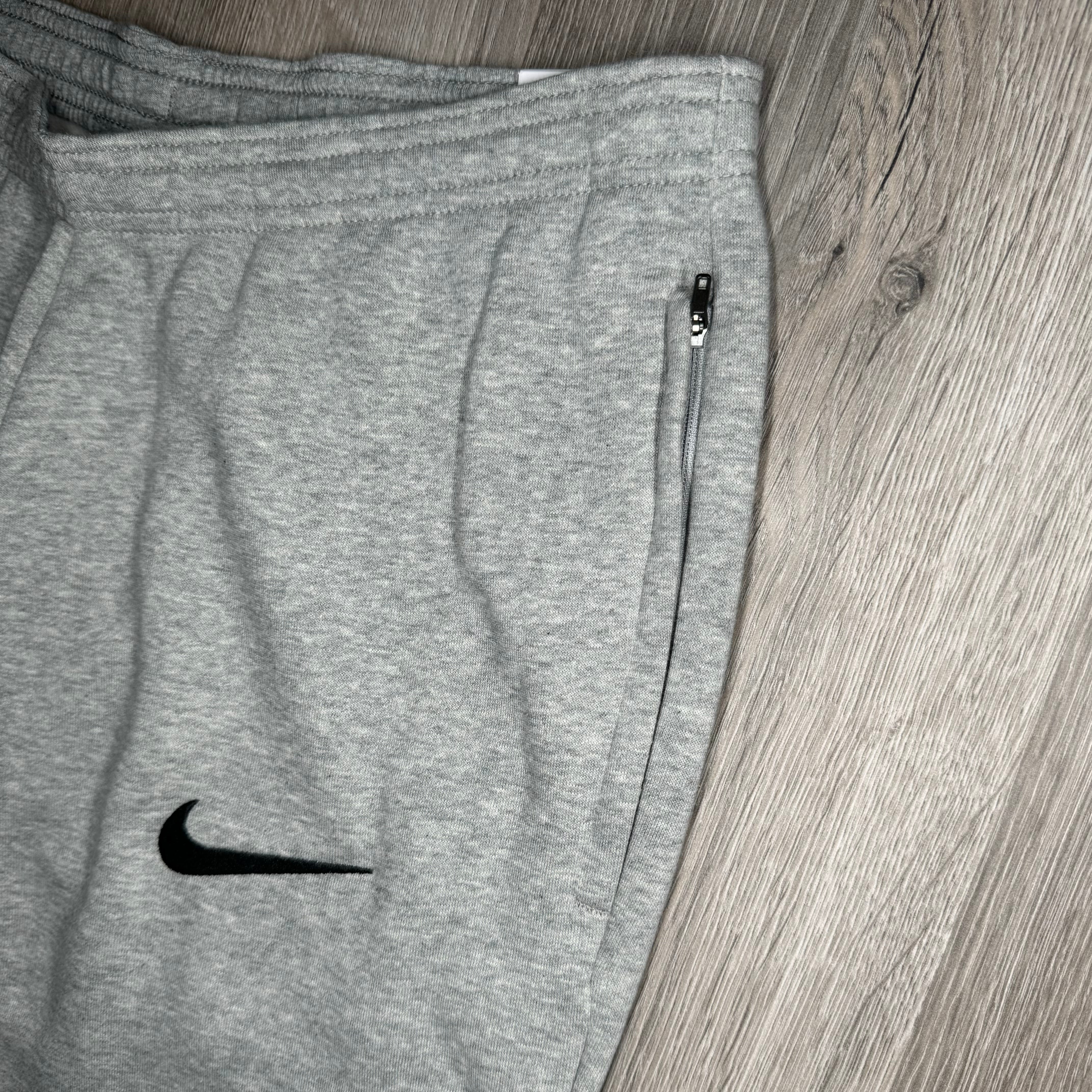 Grey nike joggers junior best sale