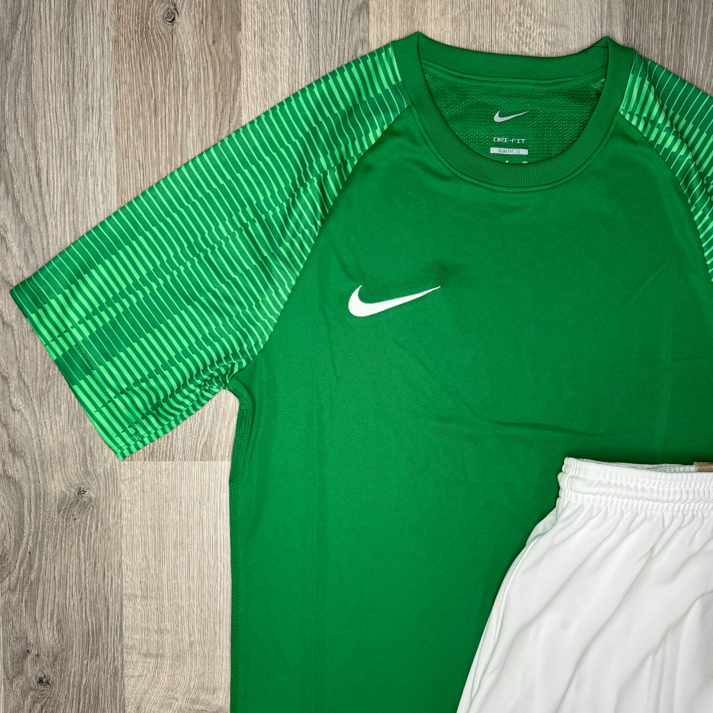 Nike Dri Fit Academy Set - Tee & Shorts - Green / White