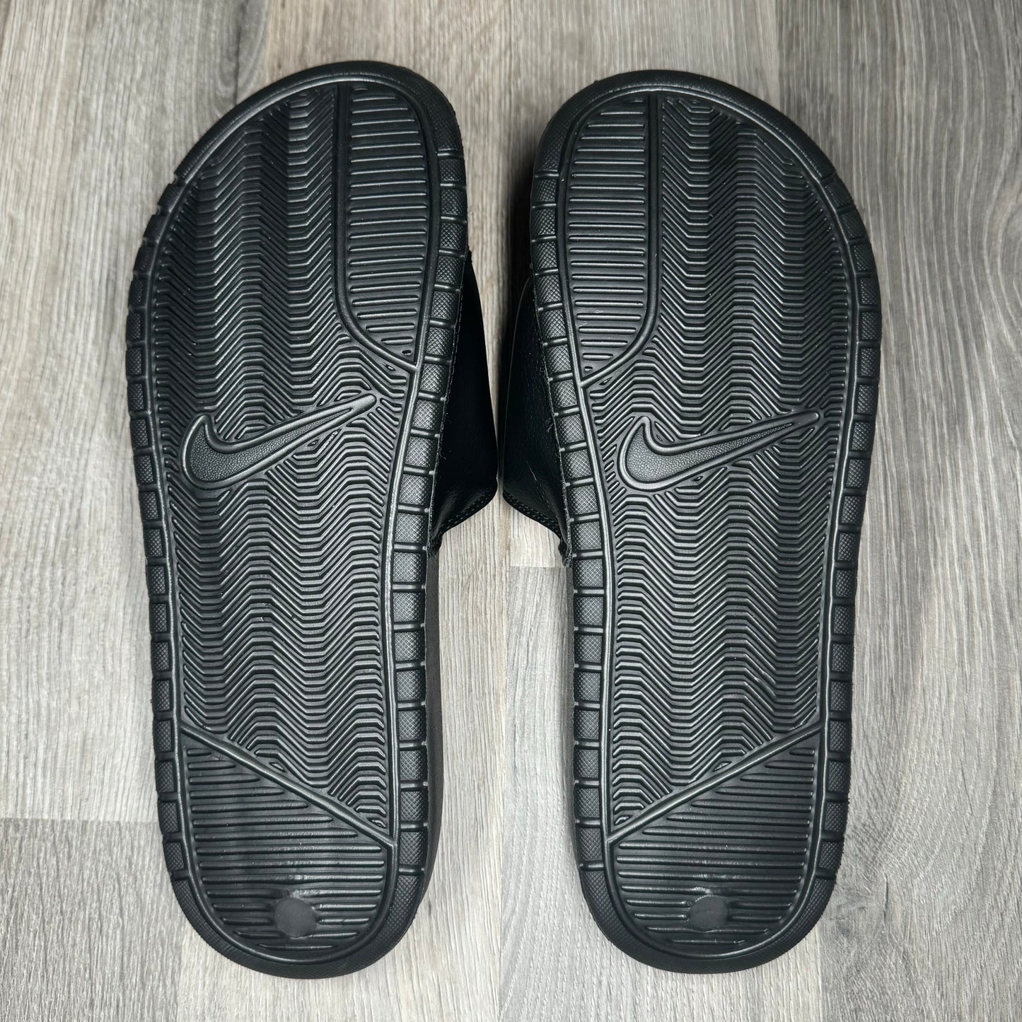 Nike Benazzi Sliders - Black