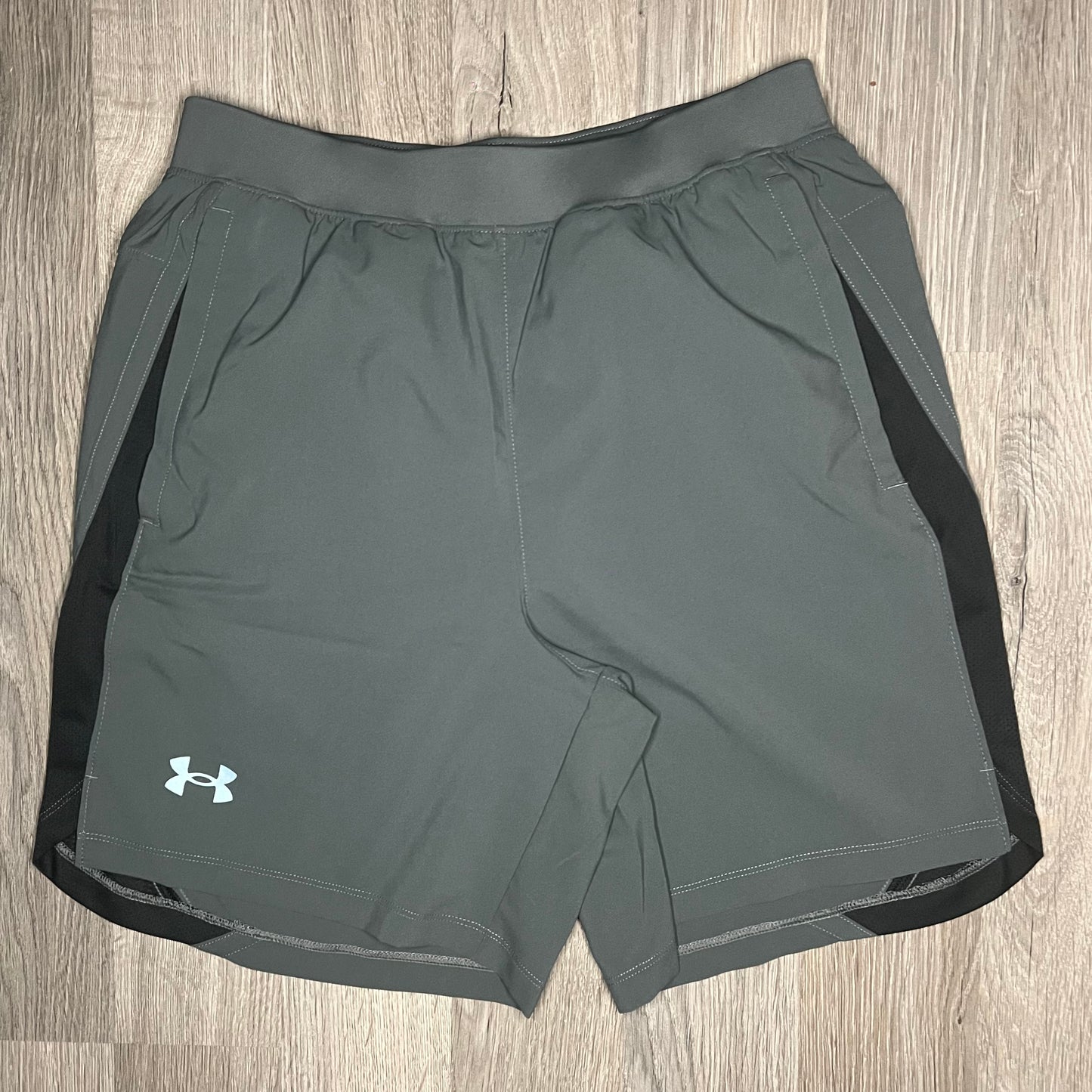 Under Armour Launch Shorts - Grey / Black