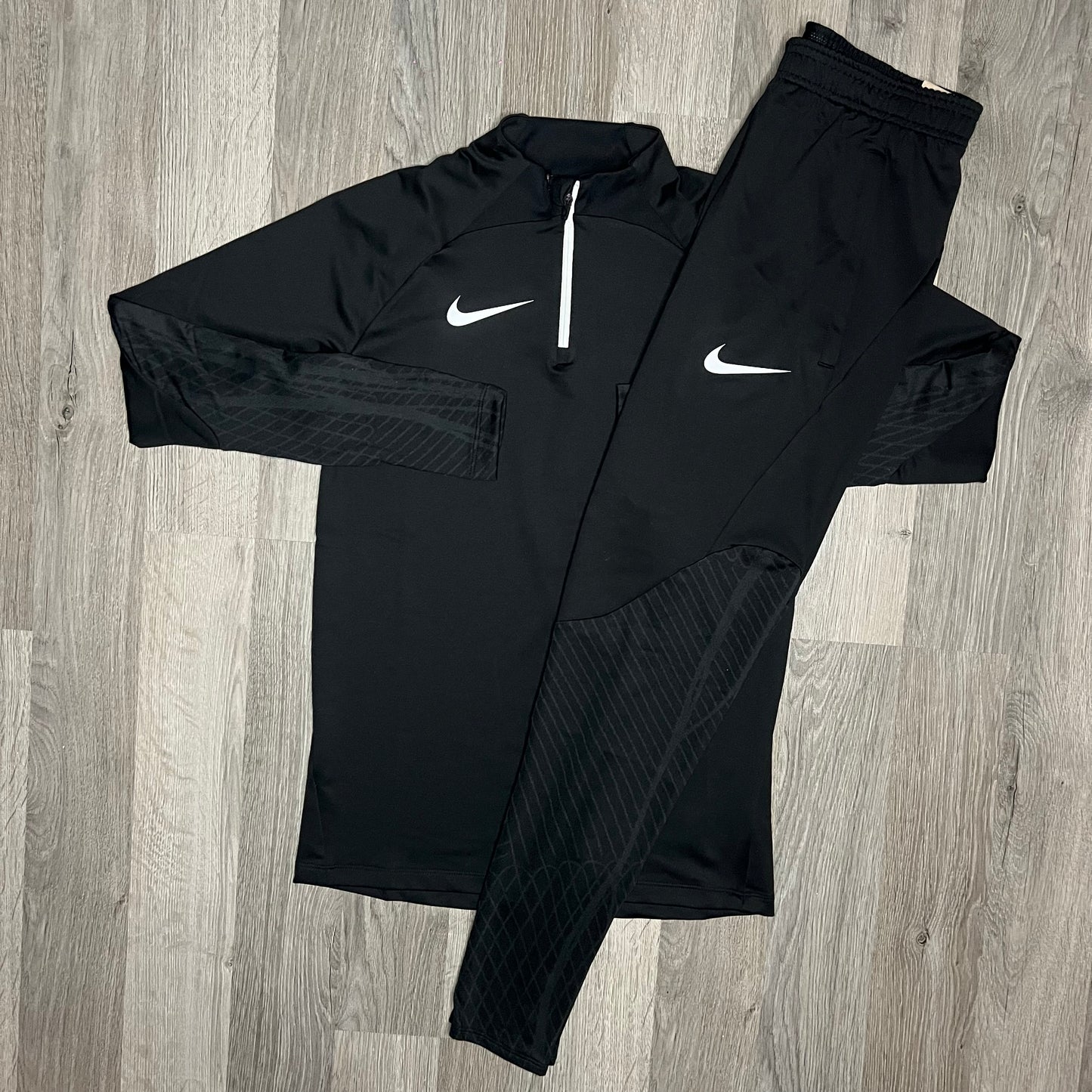 Nike Strike 4.0 Set - Half Zip / Bottoms - Black