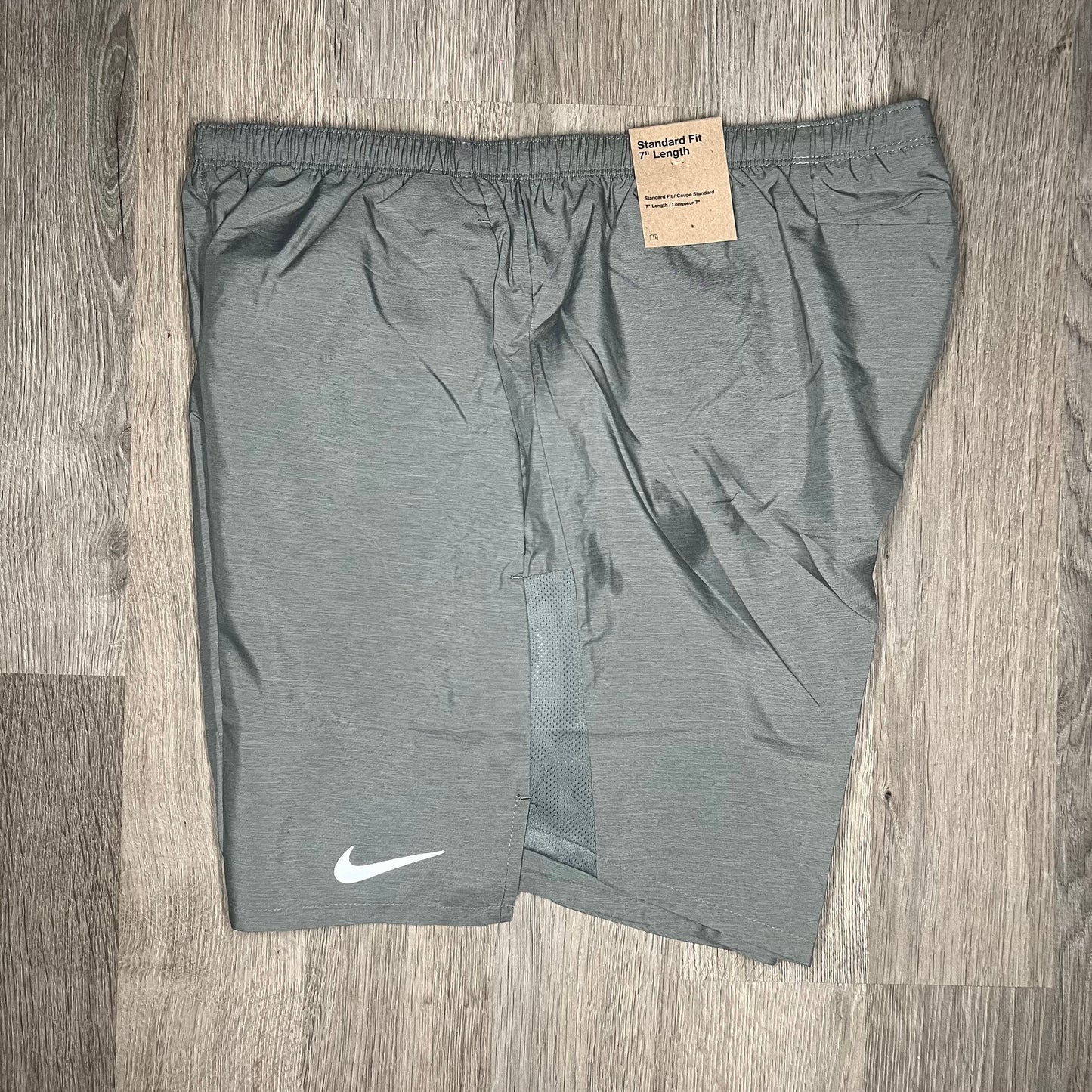 Nike Miler & Challenger Set - Tee & Shorts - Green / Grey