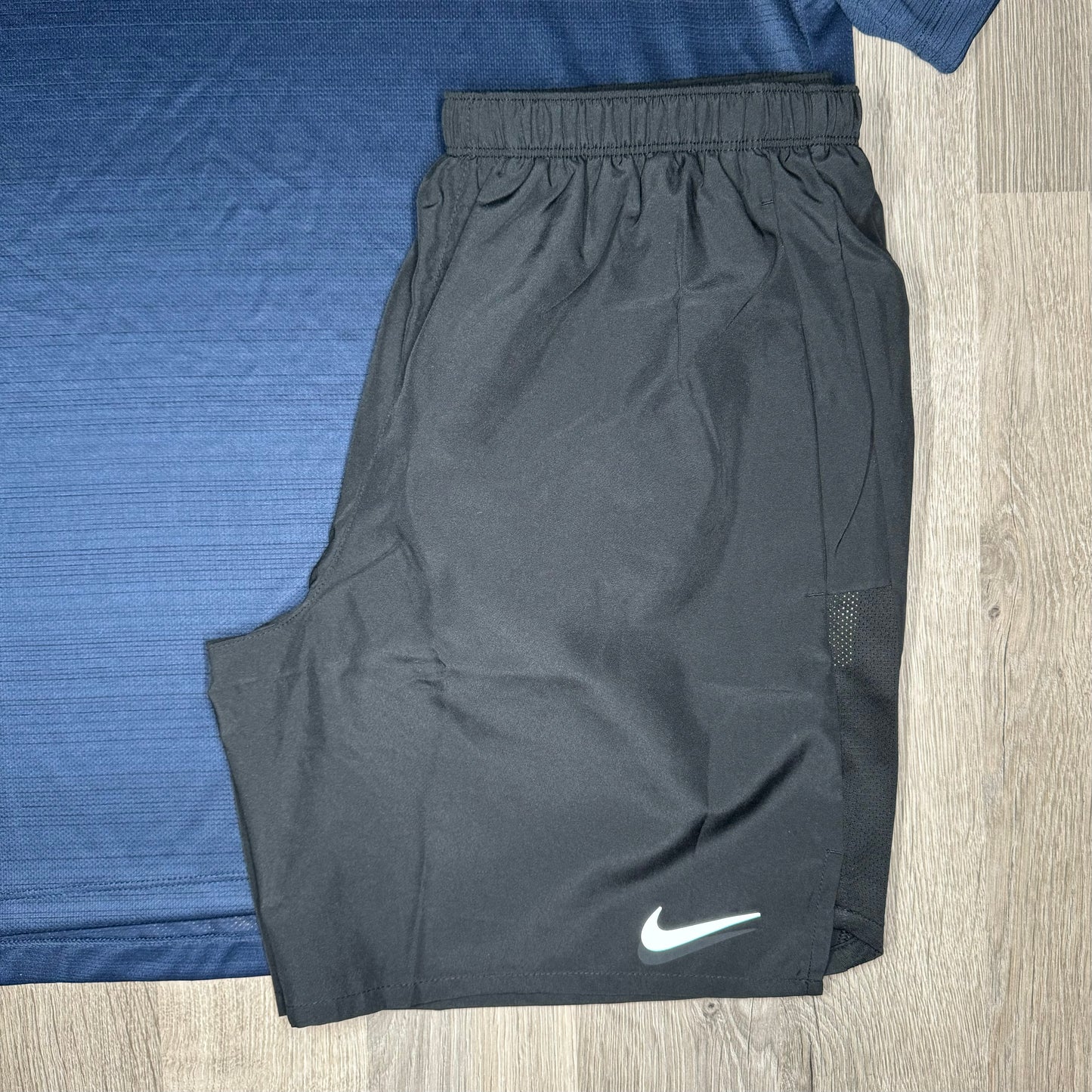 Nike Miler / Challenger Set - Tee / Shorts - Navy / Black