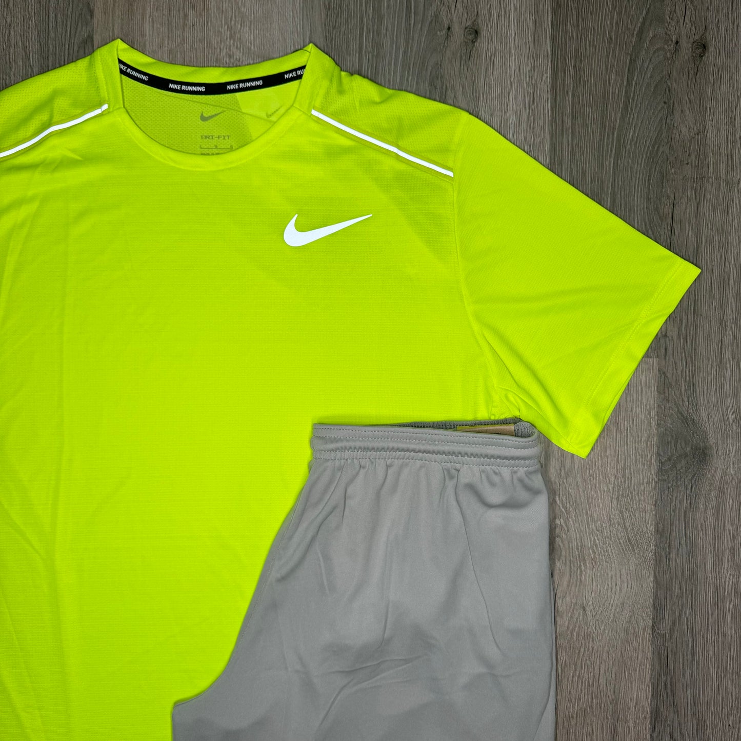 Nike Miler / Dri Fit Set - Tee / Shorts - Volt / Grey