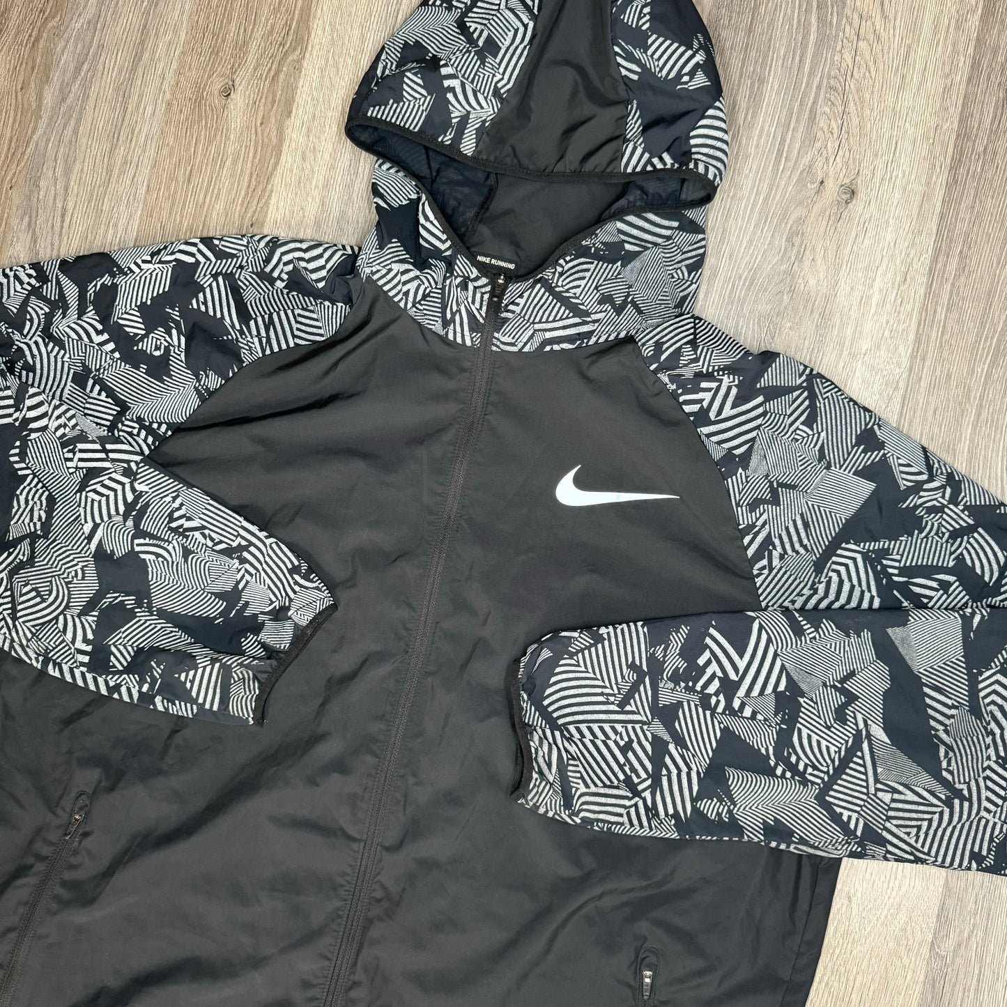 Nike Knight Flash Running Jacket (Used)