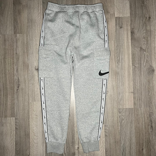 Nike Repeat Bottoms - Grey