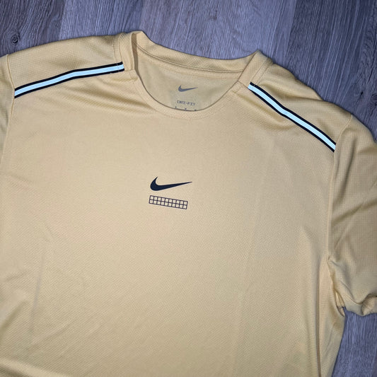 Nike Miler GFX Tee Yellow