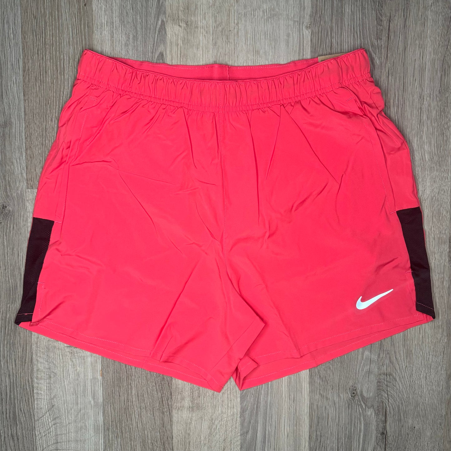 Nike Challenger Shorts - Aster Pink