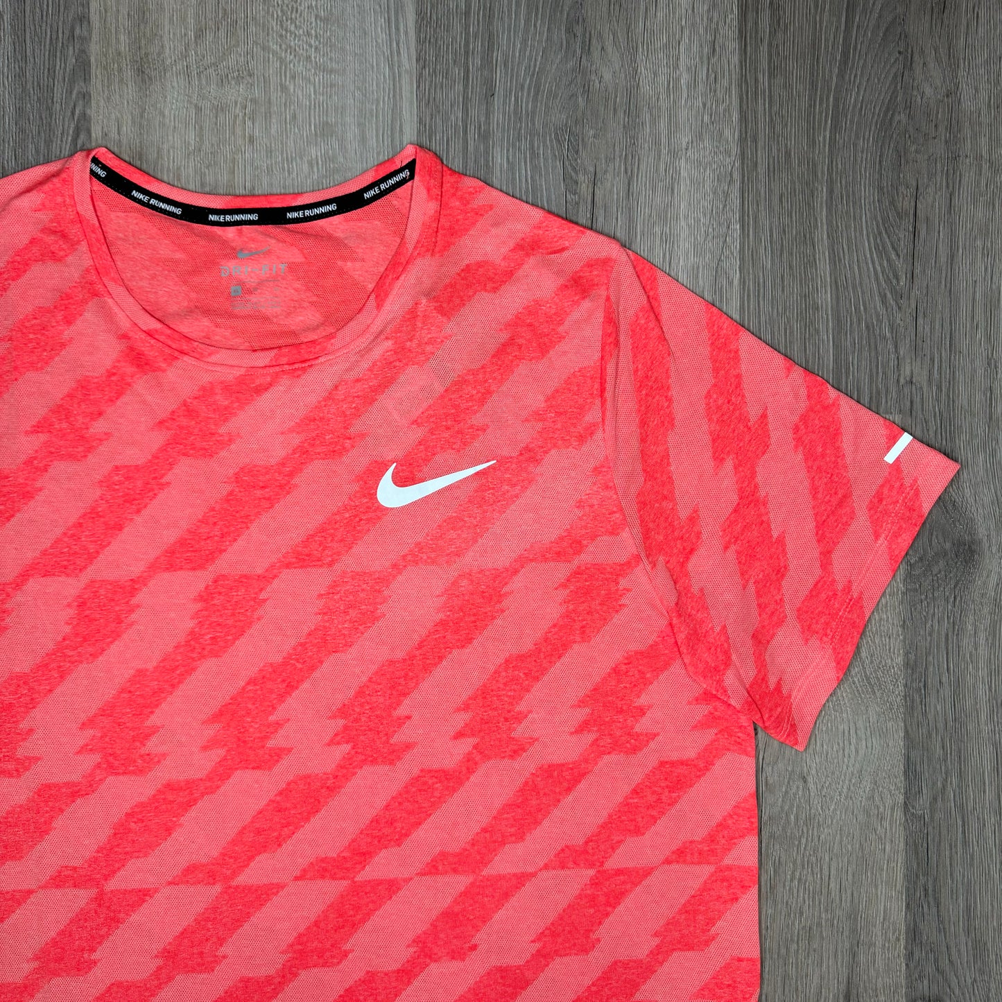 Nike Jacquard Miler Tee Pink