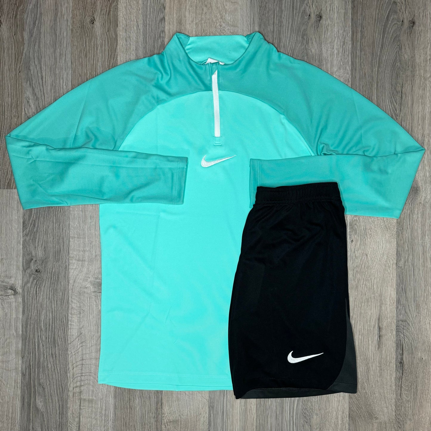 Nike Academy Set - Half Zip / Shorts - Mint Green / Black