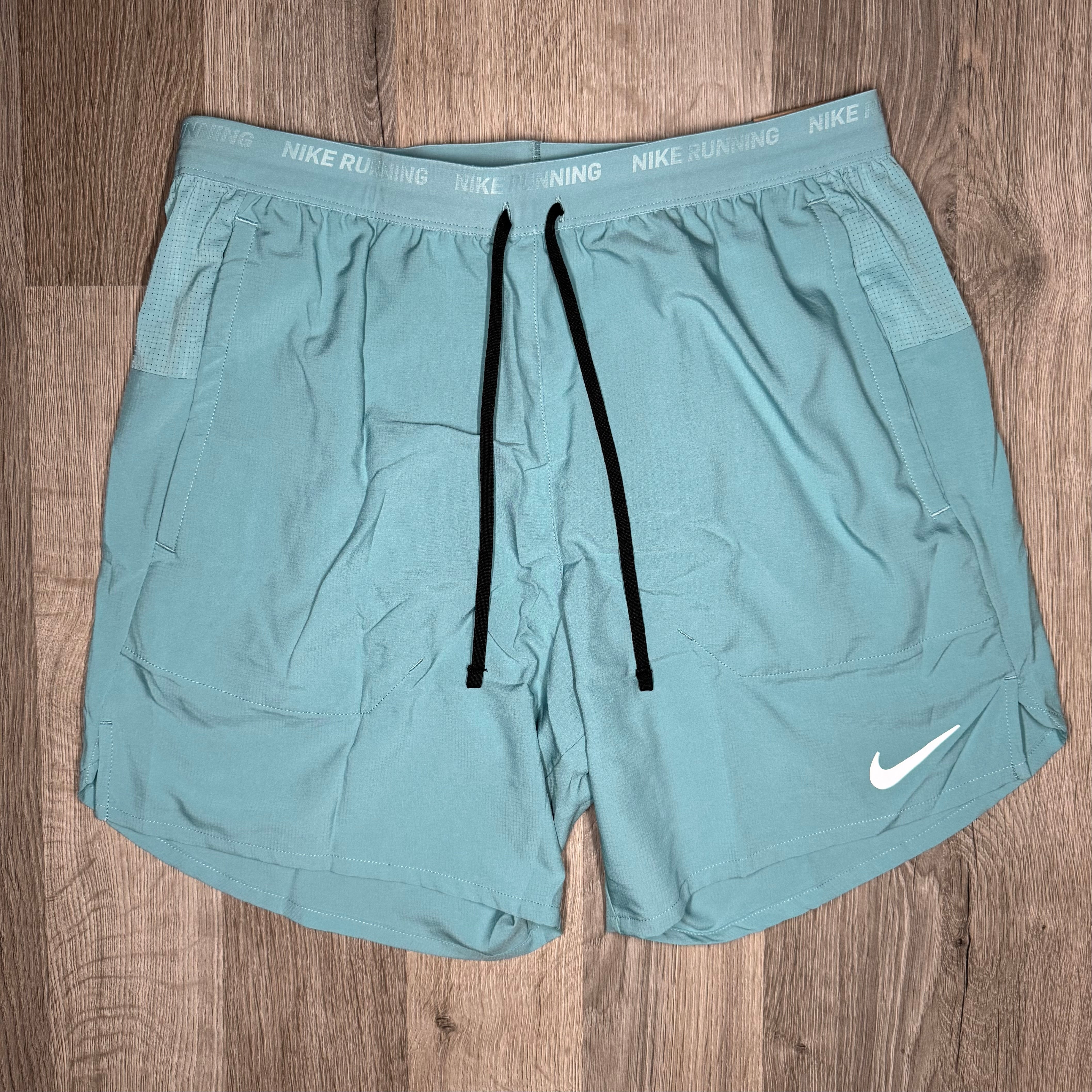 Nike windrunner shorts hotsell