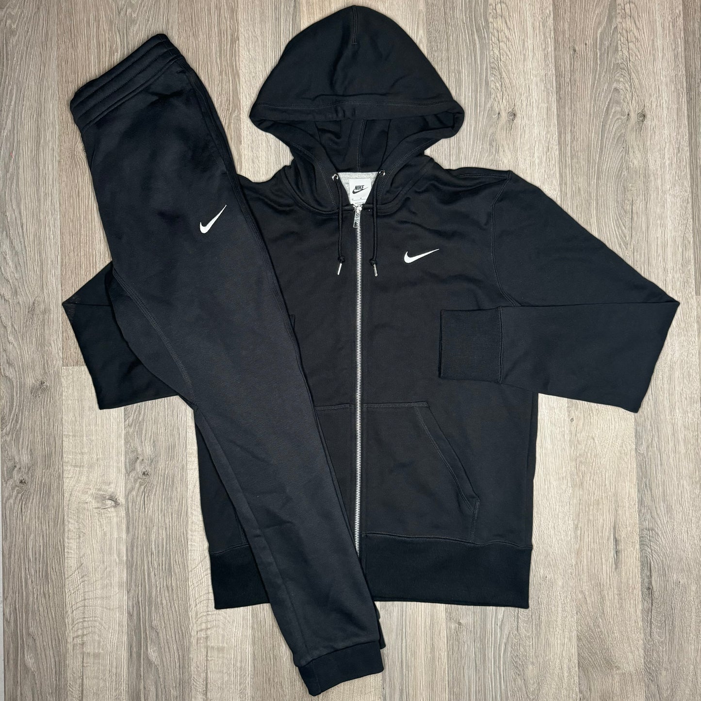 Nike Club Set - Zipper & Joggers - Black