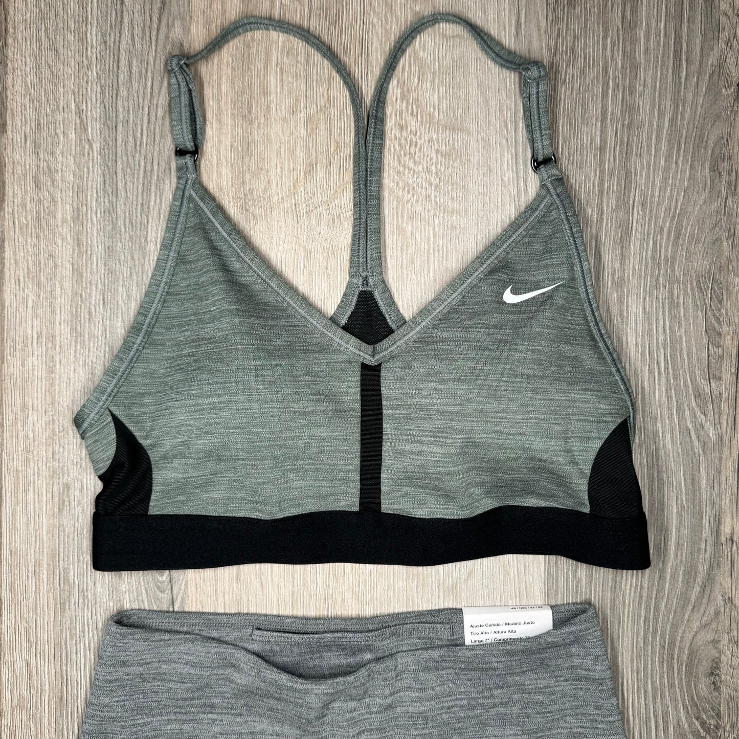 Nike Bra / Leggings Set Grey