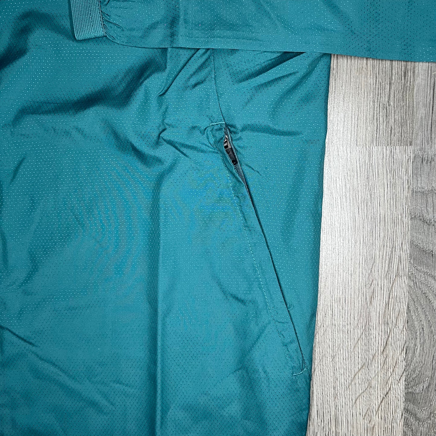 Nike Essential Windrunner Mineral Teal