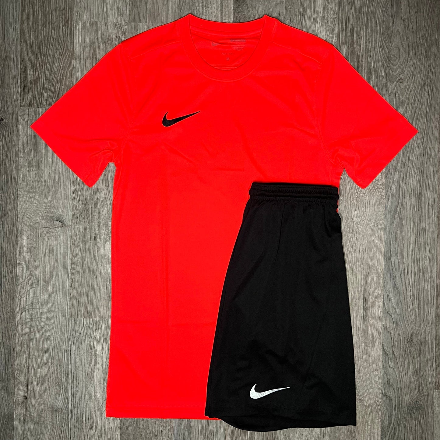 Nike Dri Fit Set - Tee & Shorts - Crimson Red / Black (Junior)