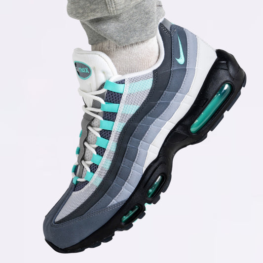 Nike Air Max 95 Hyper Turquoise