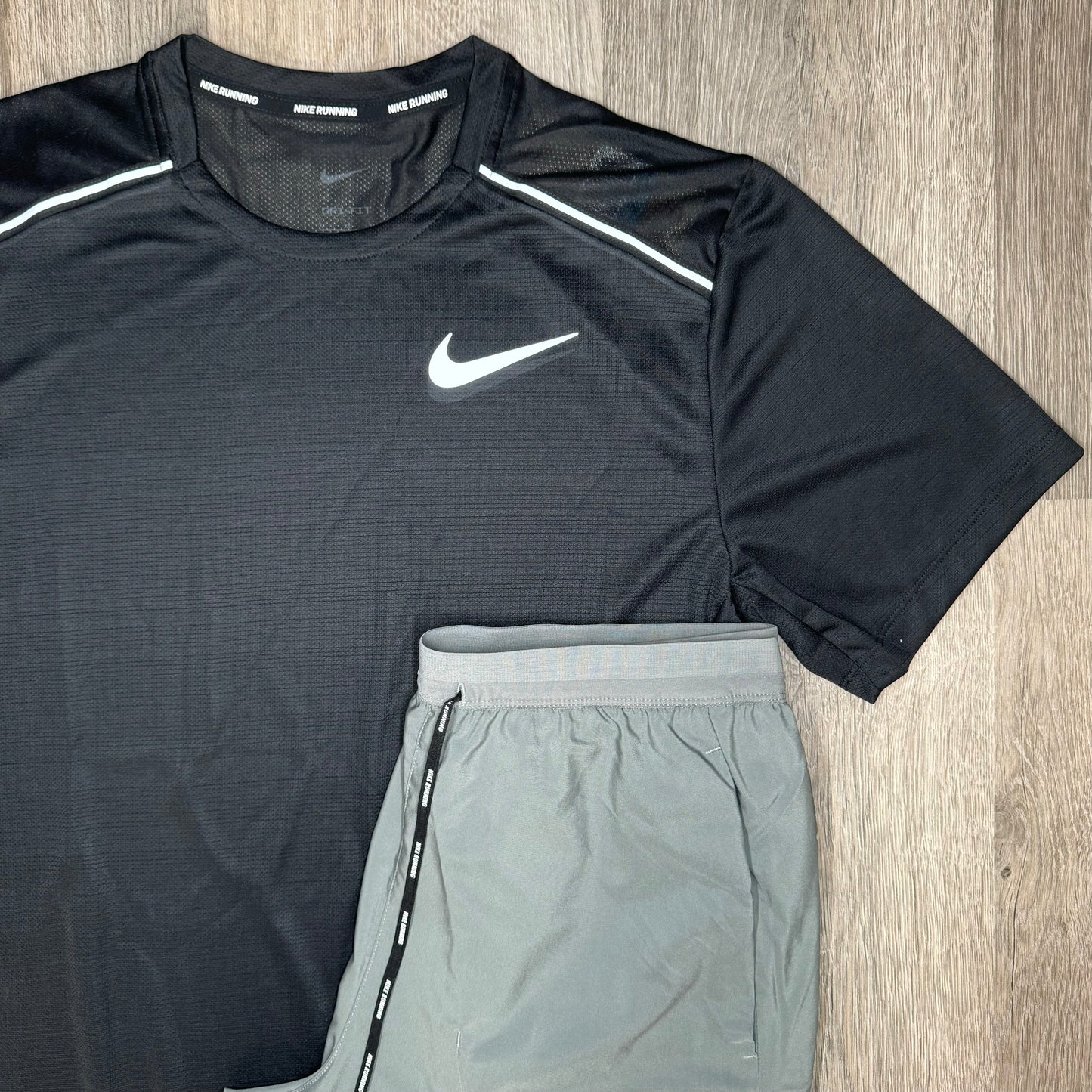 Nike Miler & Flex Stride - Tee & Shorts - Black / Grey