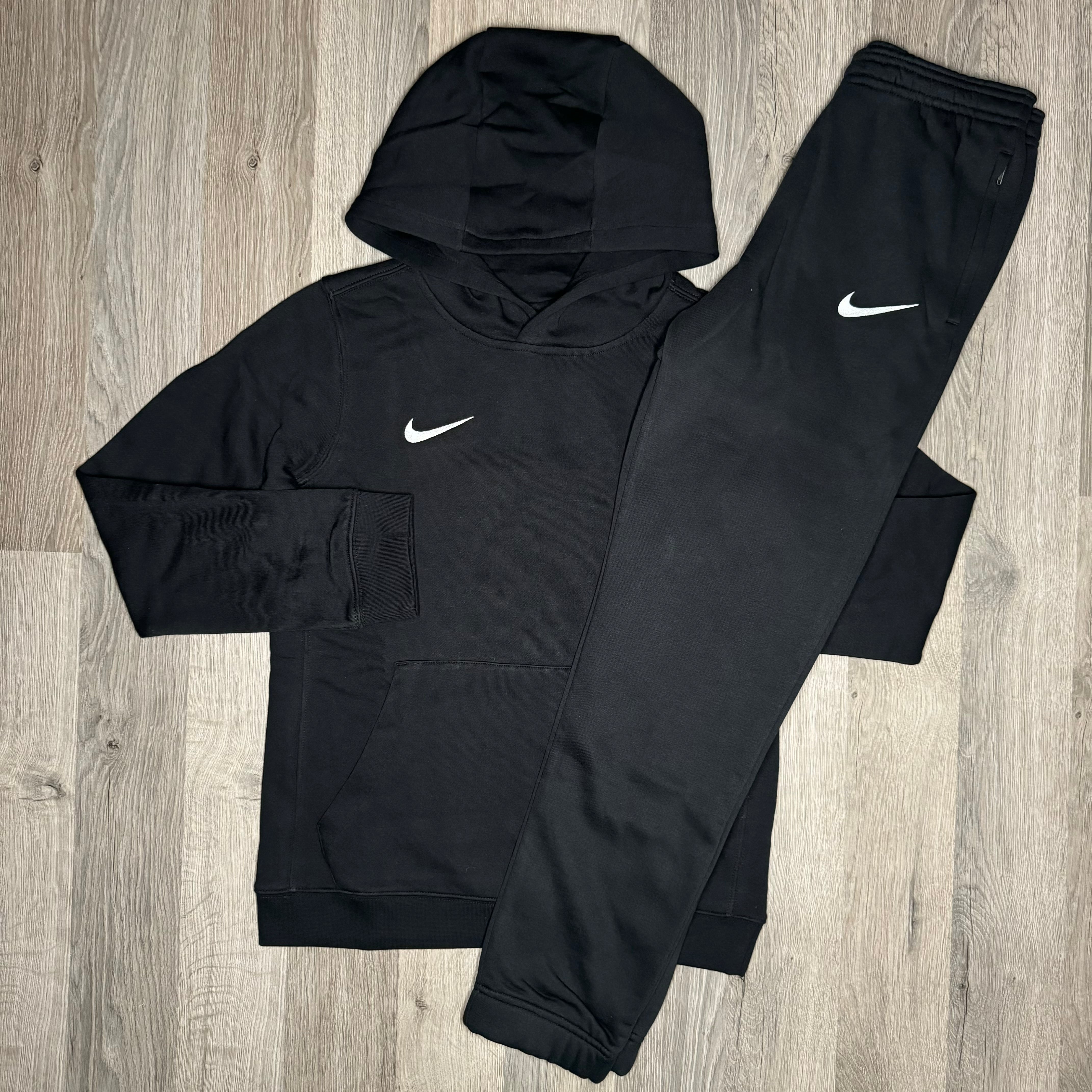 Nike sweatsuit juniors online