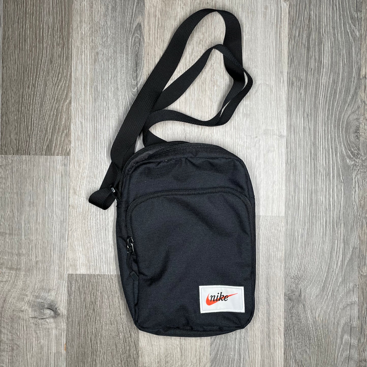 Nike Swoosh Shoulder Bag