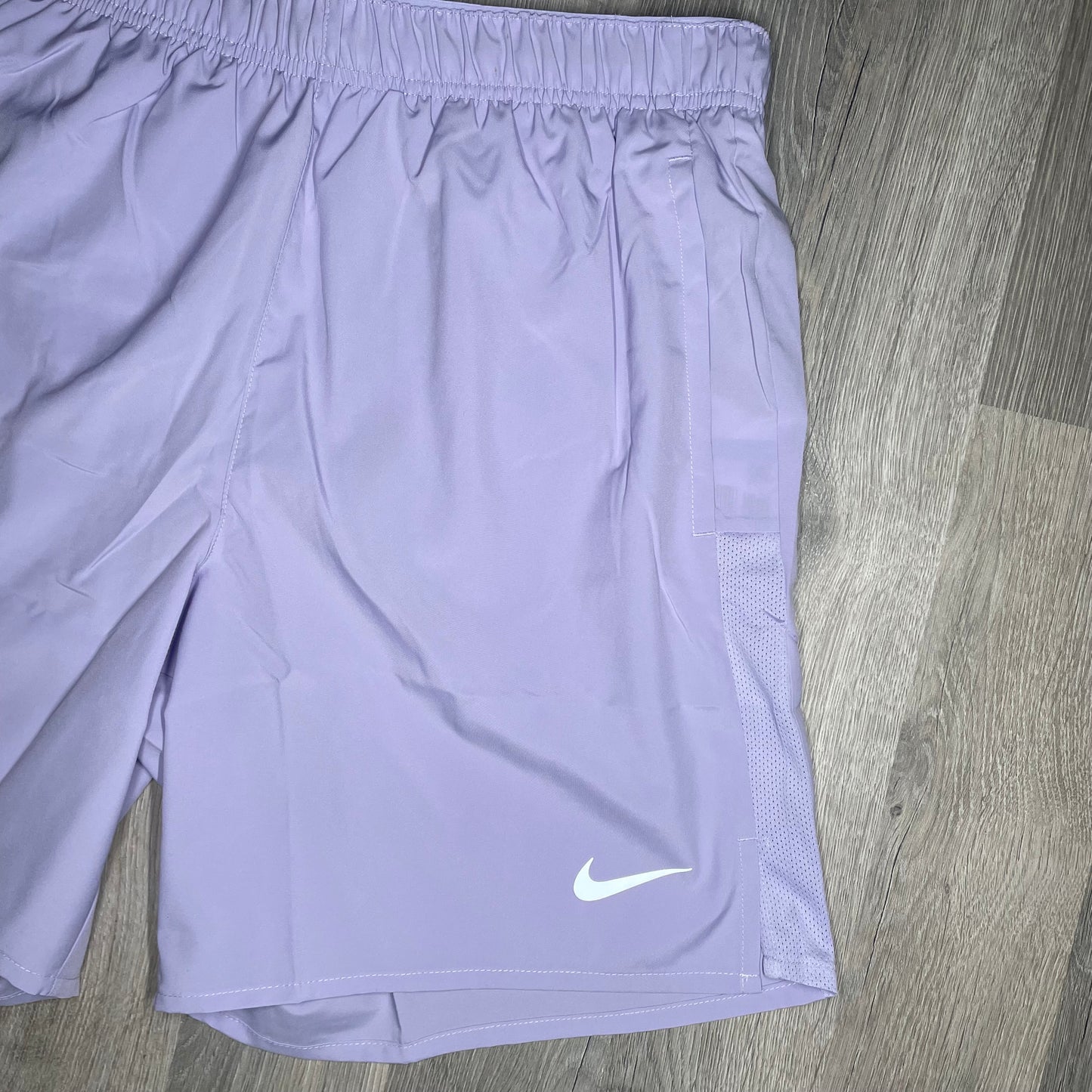 Nike Challenger Shorts Hydrangea Pink