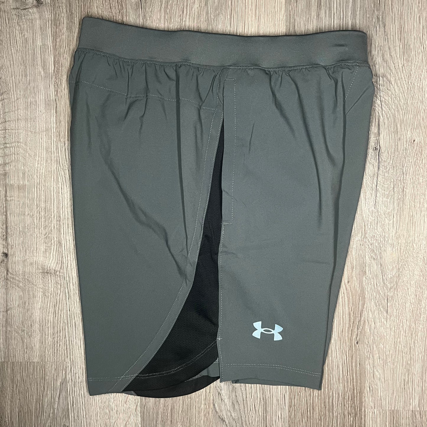 Under Armour Launch Shorts - Grey / Black