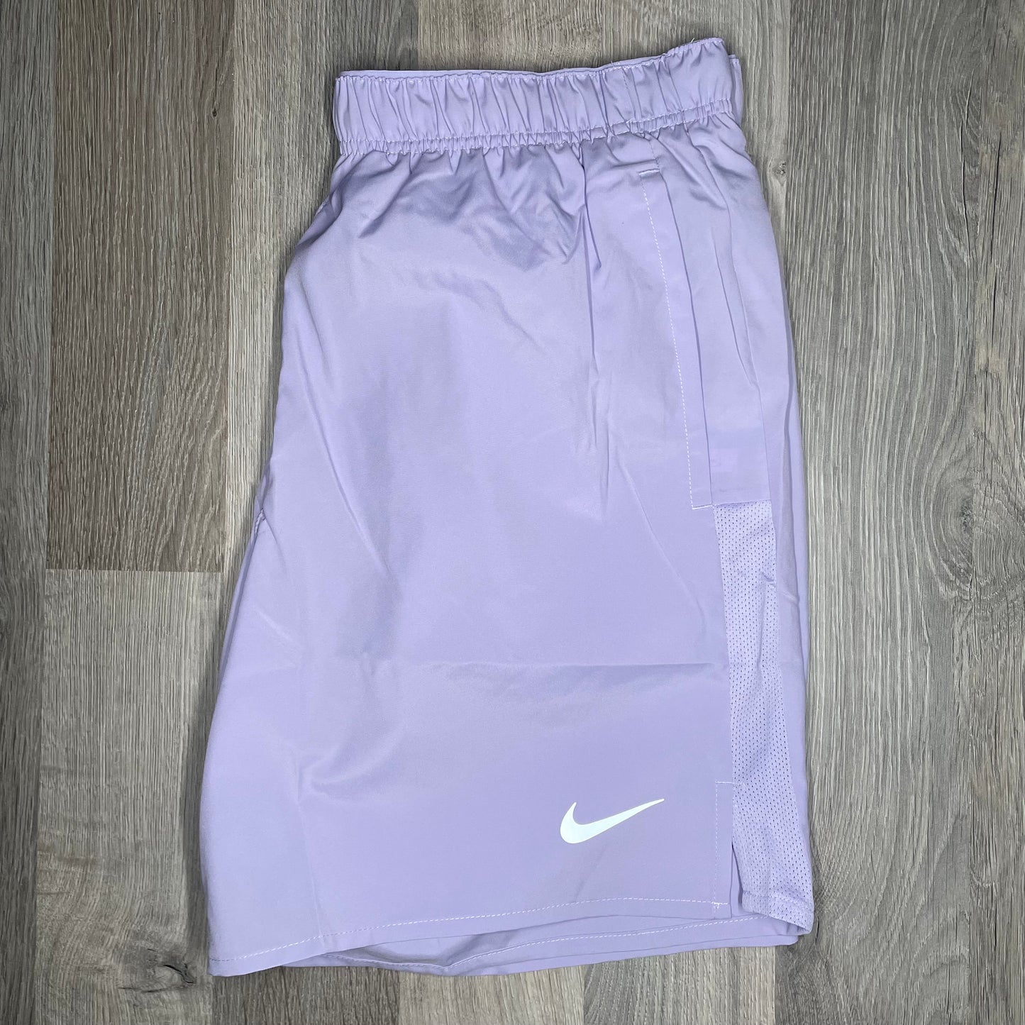 Nike Challenger Shorts Hydrangea Pink