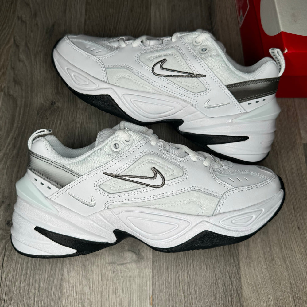 Nike wmns tekno hotsell