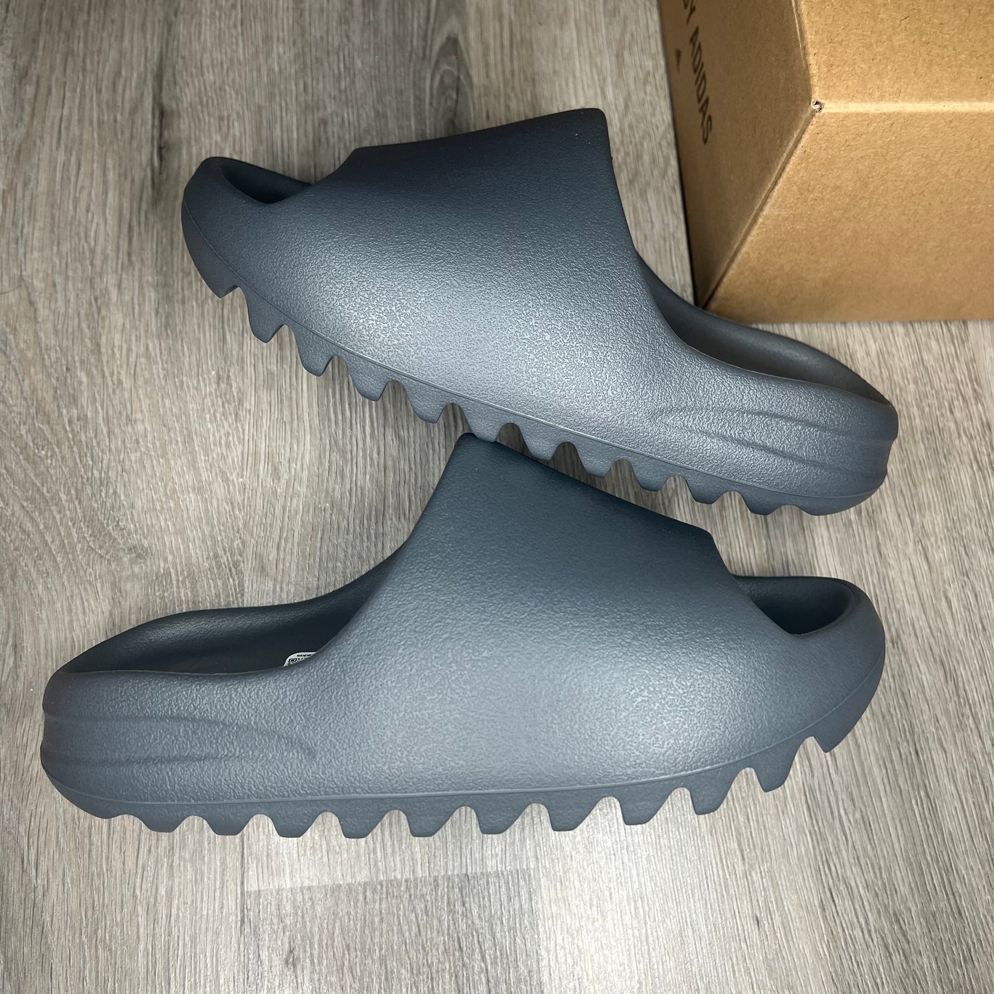 Yeezy Slide Slate Grey (W) – RESTOCK3D