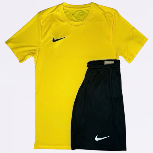 Nike Dri Fit Set - Tee & Shorts - Yellow / Black (Junior)