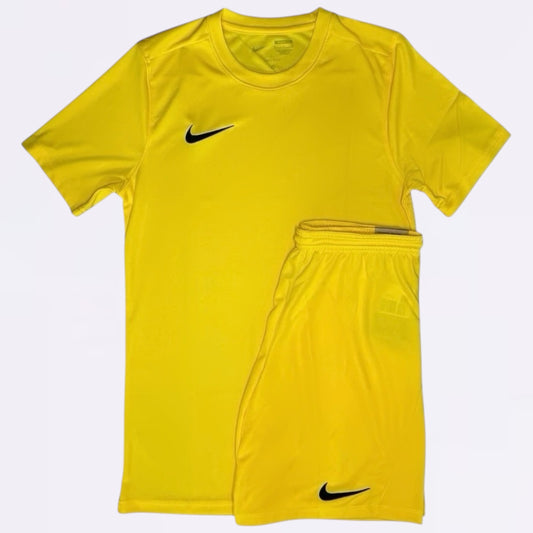 Nike Dri Fit Set - Tee & Shorts - Yellow (Junior)