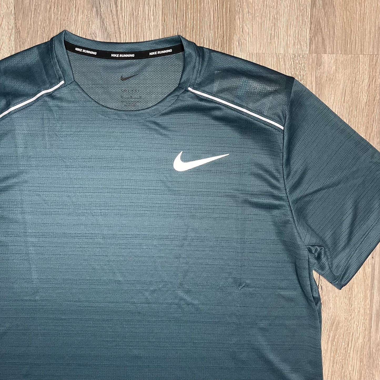 Nike crewneck ash green sale