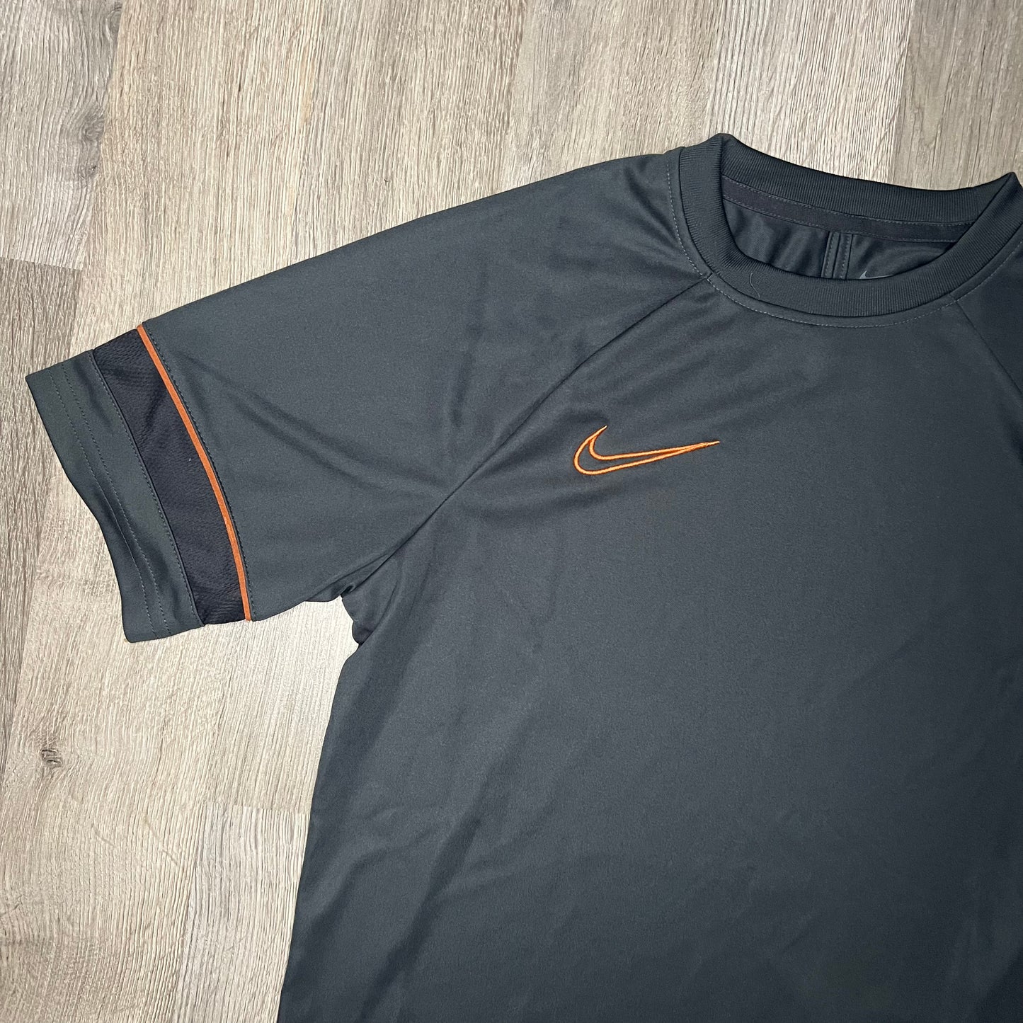 Nike Academy 2.0 Dark Grey Orange Tee
