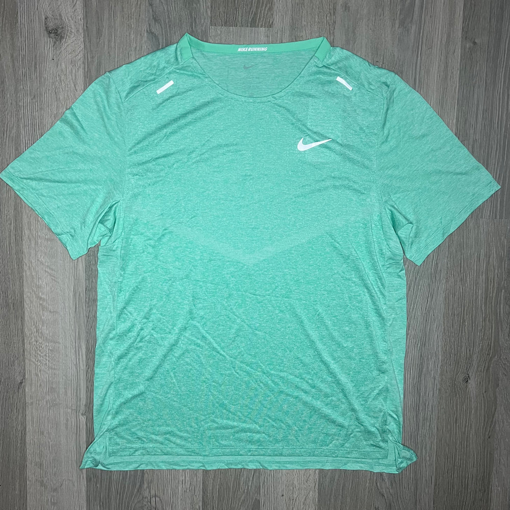 Nike Rise 365 Tee - Mint Green