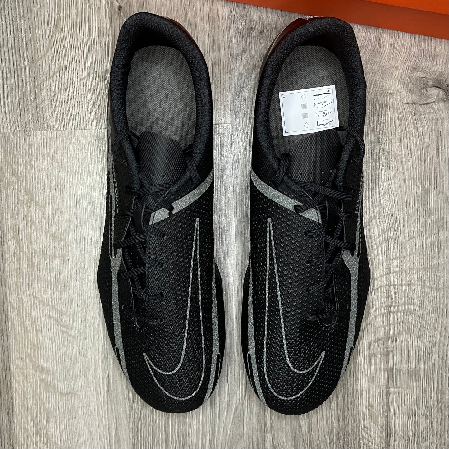Nike Phantom GT2 Club FG/MG Black Grey Football Boots