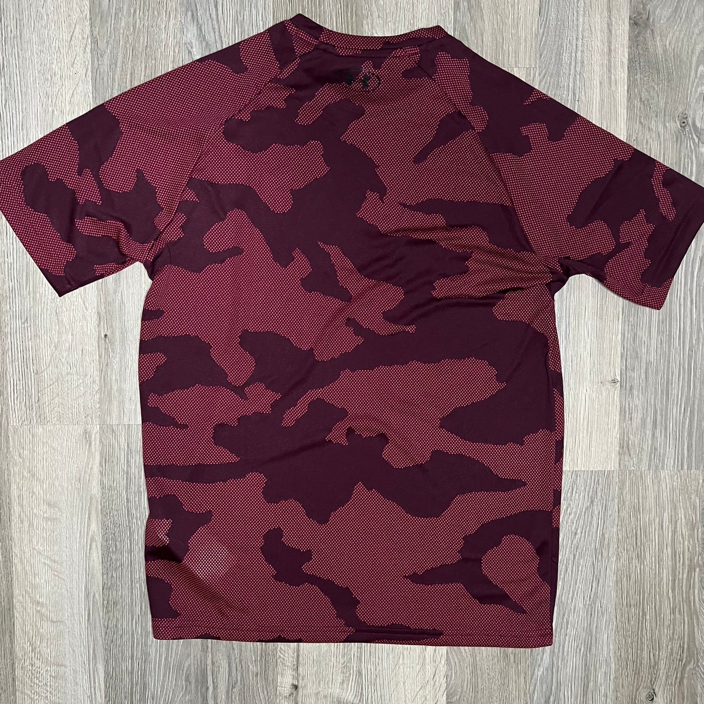 Ua velocity online tee